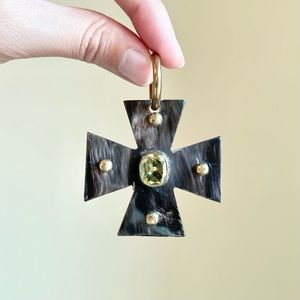 BROKEN - Ashley Pittman Dark Horn Gemstone Cross Pendant